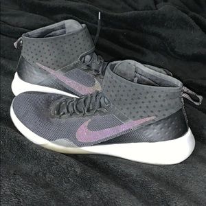 Nike high rise trainers